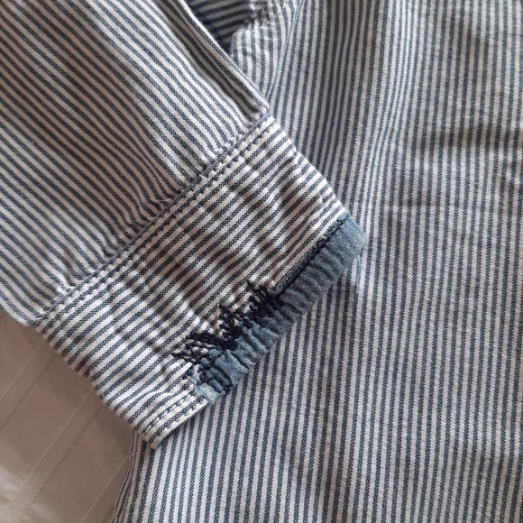 DIESEL Boys' Button Down, Size 4, Navy & White Stripe - Picture 3 of 6